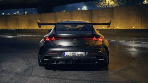Mercedes predstavio zastrašujuću novu jurilicu. Napravit će ih samo 30...