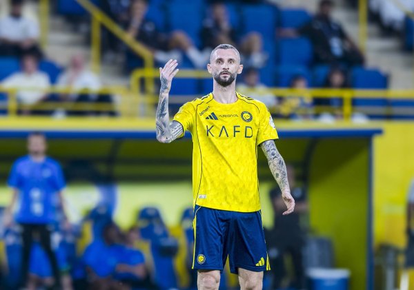 Evo koliko će Brozović zarađivati u novom klubu