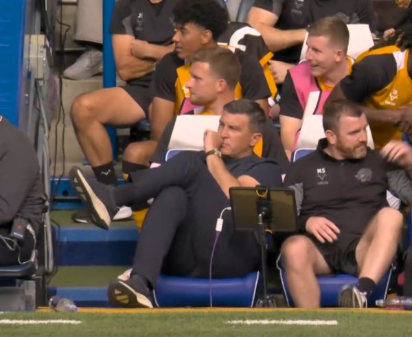Hull šokirao Chelsea velikim preokretom, a pogledajte reakciju Sergeja Jakirovića nakon drugog gola o kojoj priča Engleska