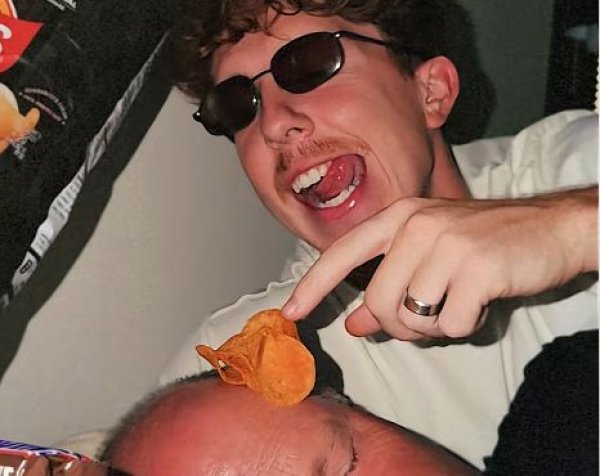 Čekaju da netko zaspi, a onda kreće potpuni kaos: Novi trend preplavio je TikTok i Instagram