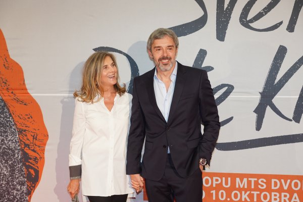 Legendarni glumac Uliks Fehmiu postao djed: Kći Nika podijelila prvu fotografiju iz doma