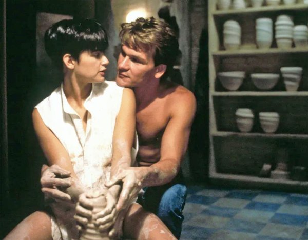 Patrick Swayze u filmu 'Duh' s Demi Moore