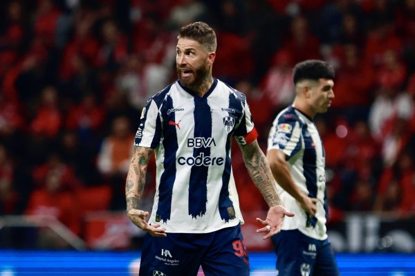 Legendarni Ramos se vraća nogometu: Potpisuje za klub iz Premier lige