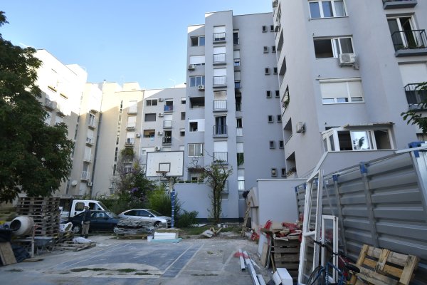 Zgrada u kojoj je izbio požar