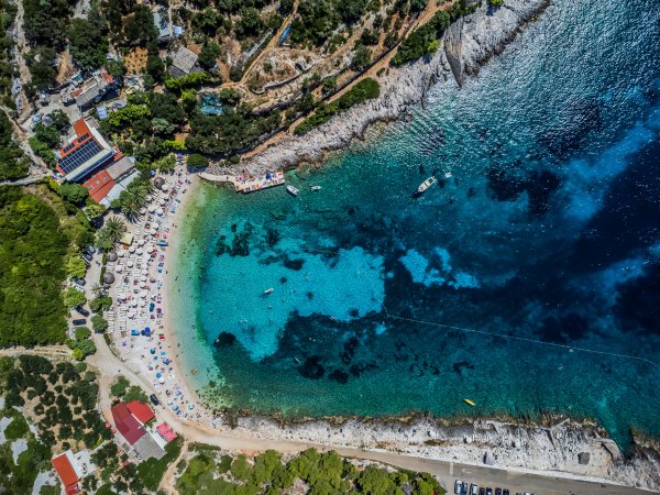 Pokonji Dol, Hvar