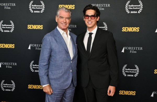 Pierce Brosnan i Paris Brosnan