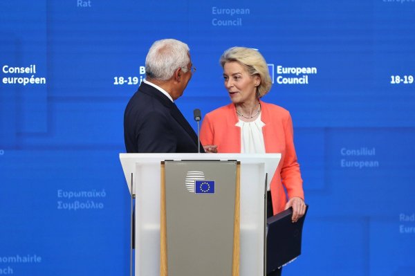 Antonio Costa i Ursula von der Leyen