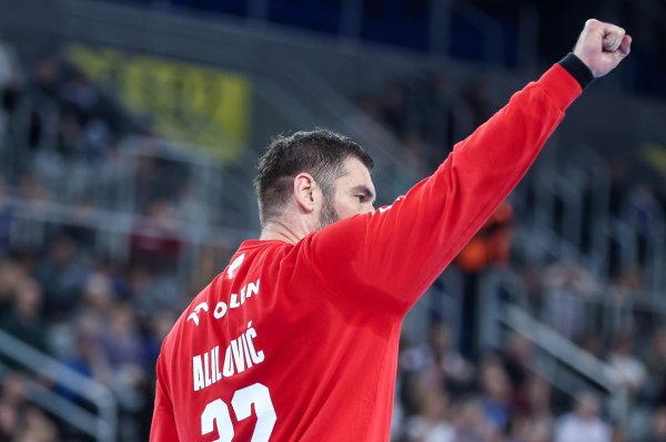 Ako može Luka, može i Mirko: S 41 godinom radi čuda na golu