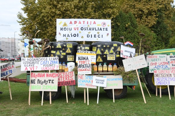 Prosvjed u Ludbregu protiv izgradnje megafarme pilića