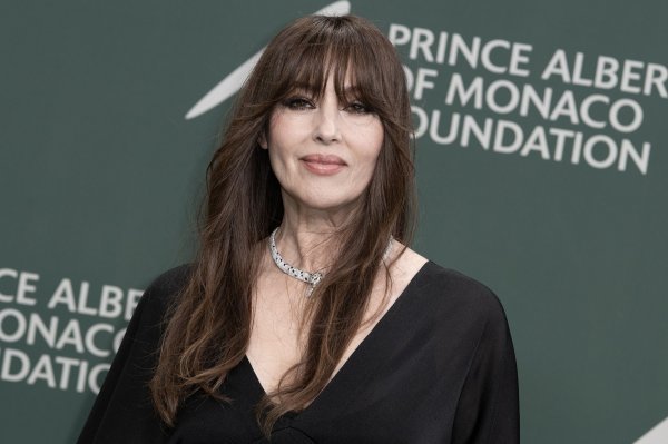 Tajna crne haljine Monice Bellucci: Iza jednostavnog izdanja krije se potpis jedne od najpoznatijih modnih kuća