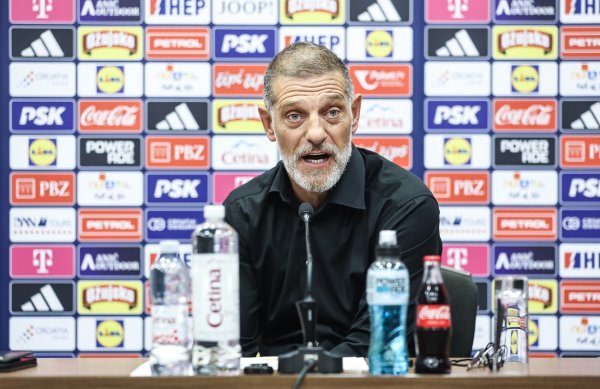 Od 11 sati: Slaven Bilić o promjenama igrača s popisa, formi Luke Modrića....
