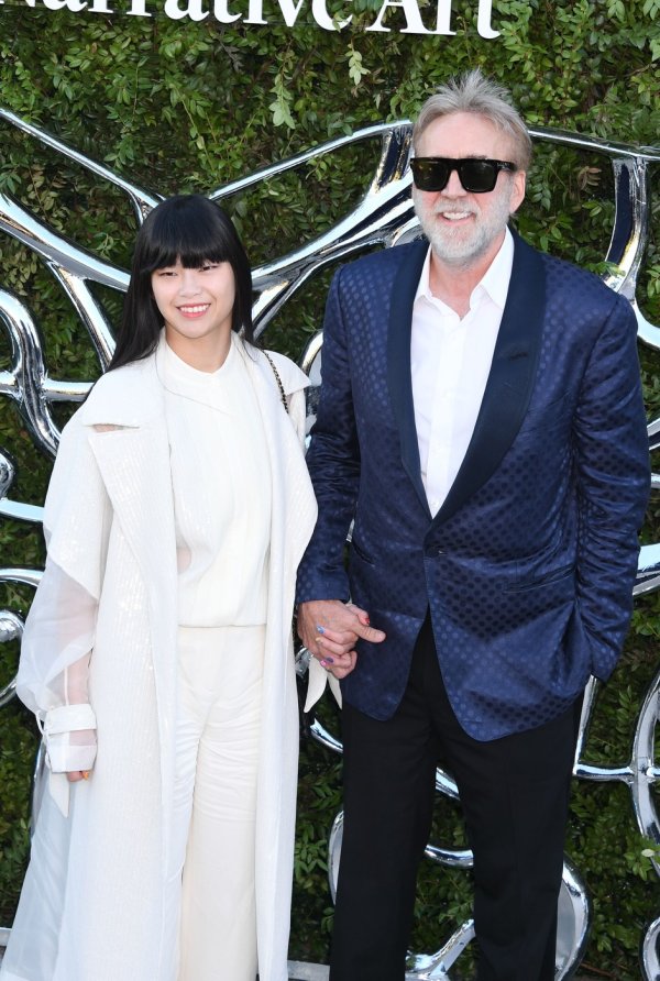 Nicolas Cage i Riko Shibata