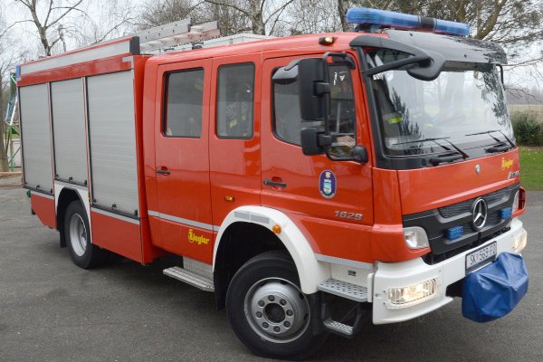 U Pleternici izbio požar, gore dvorišne zgrade