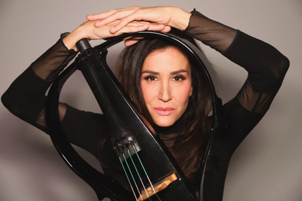 Ana Rucner predstavila spot za 'Maske': 'Volim jednostavnost i vjerujem da ponekad upravo ona kaže najviše'