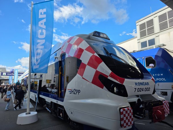 FOTO Končar predstavio novi vlak - može juriti 160 km/h: Otkriven plan za novu liniju