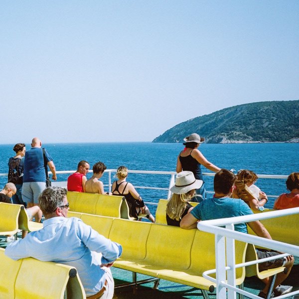 Melodije babljeg ljeta: Pool House, savršena glazba za jesenski bijeg trajektom