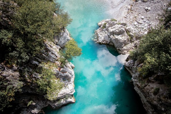 Dramatični vrhunci Albanskih Alpa i staza Valbona - Theth privlače ljubitelje netaknute divljine i avanturističkog turizma