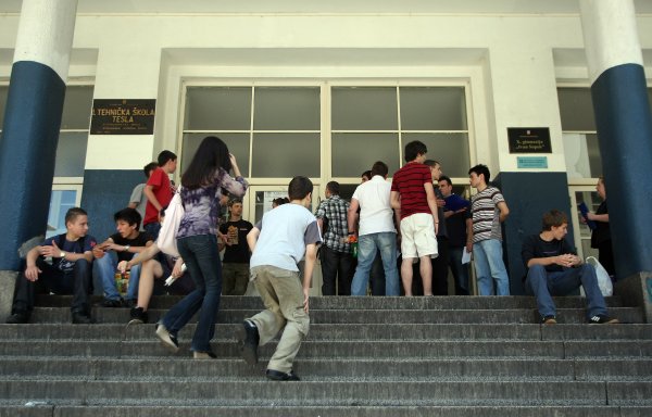 Zagreb mijenja pravila za stipendije: Više učenike i studenata moći će dobiti novac
