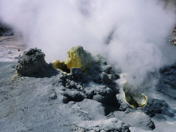 Rana Zemlja bila je užarena i izložena stalnim udarima asteroida. Znanstvenici znaju kada se to promijenilo
