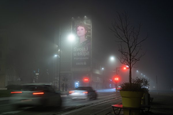 Ovo svjetlo mnogi pale čim vide maglu, a time mogu opasno zaslijepiti druge vozače