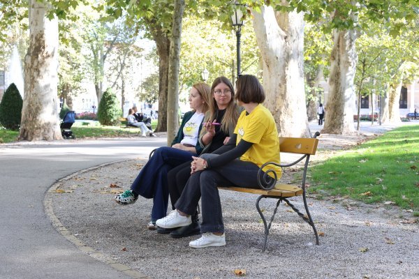 Naša novinarka u razgovoru sa sugovornicama