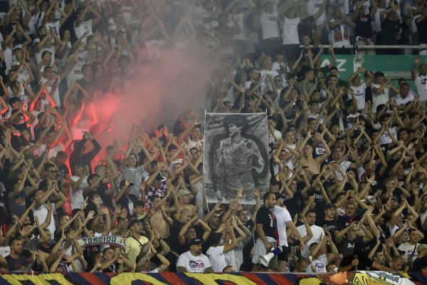 Ajax upozorio navijače uoči gostovanja na Poljudu: 'Ovo nikako ne smijete raditi'