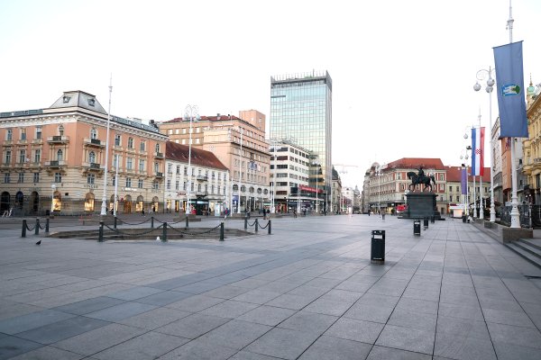 Trg bana Jelačića za vrijeme štrajka
