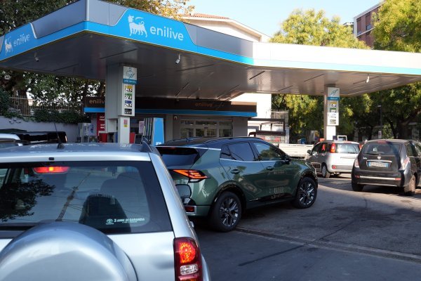 Stigla vijest koja će razočarati vozače: 'Ne očekujte skoro jeftinije gorivo'