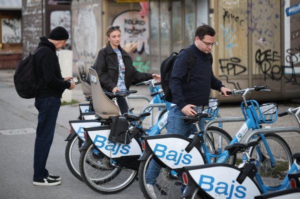 Zagreb bez ZET-a: Više od 84 tisuće računa za taksi i 52 tisuće vožnji Bajsom