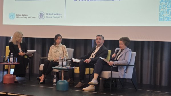 Julia Pilgrim (UNODC), Cristina Ritter (UN Global Compact) i Vinko Berković (Hrvatski Telekom)