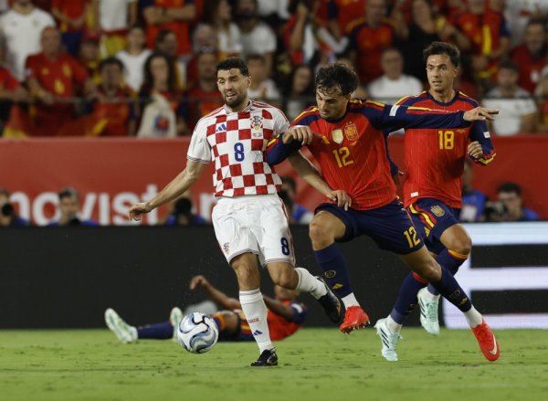 Hrvatska upisala uvjerljiv poraz, svjetski prvaci Španjolci u Sevilli slavili 4:1