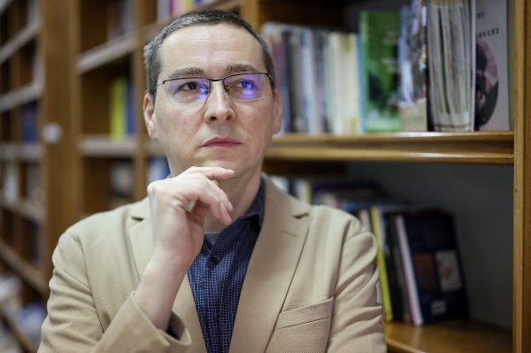 Ako uzmemo u obzir ono što se danas događa u mnogo emancipiranijim društvima, jasno je da je razloga za optimizam malo