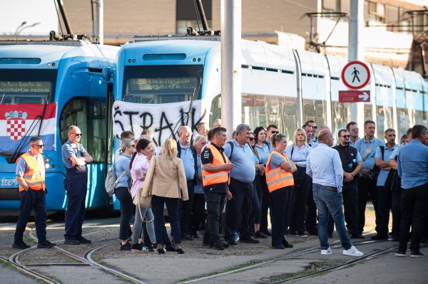 'Danima se vodi hajka. Dajte, ljudi, prihvatite: iza ovog štrajka stoje samo radnici ZET-a i Holdinga'