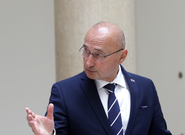 Grlić Radman: Hrvatska od Crne Gore traži imovinu vrijednu 2,7 milijardi dolara