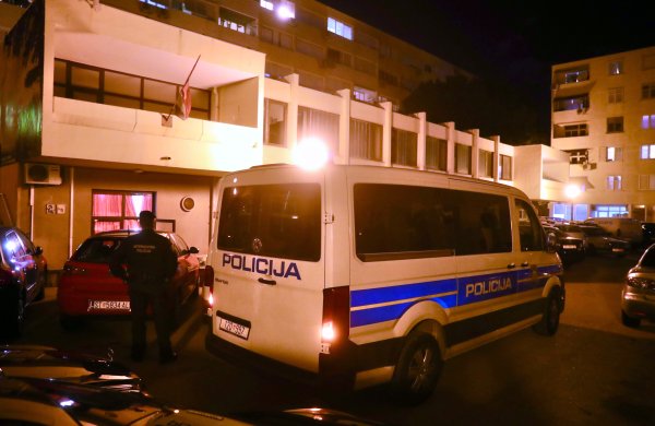 Šef lokalnog HDZ-a i još sedmorica optuženi za napad na Srbe u Splitu