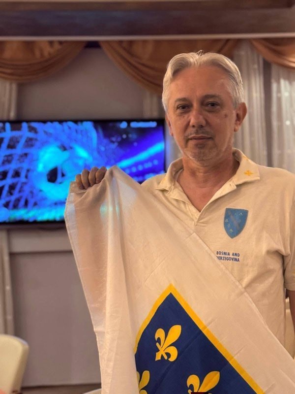 Tko od vas zna kako izgleda Slaven Kovačević?