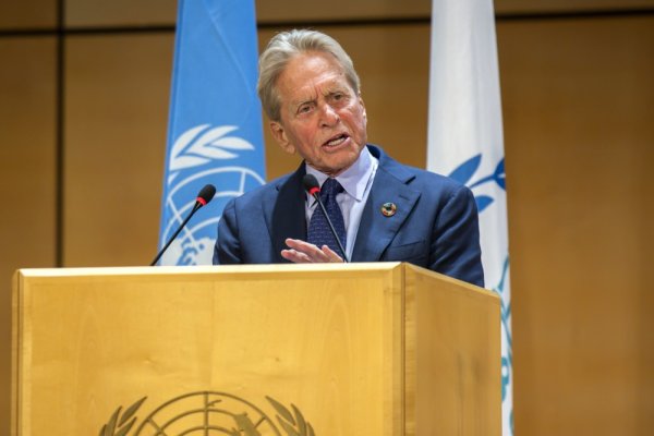 Michael Douglas