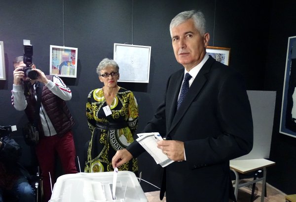 Čović među prvima glasao: 'Ovo je posebno važno za hrvatski narod'