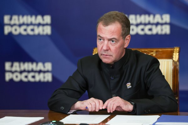 Medvedev Amerikancima zaprijetio 'sveopćim svemirskim ratom'