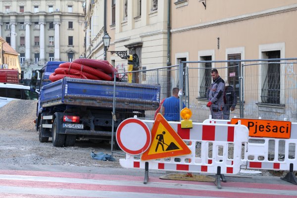 [FOTO] Pogledajte kako napreduju radovi u Staroj Vlaškoj