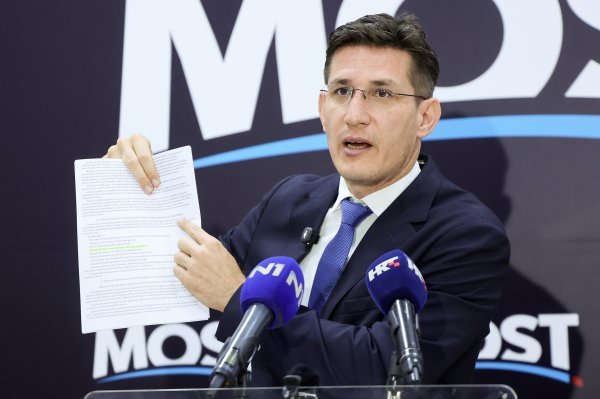 Karlovački HDZ napao Troskota: 'Prešućuje činjenice koje mu ne odgovaraju'
