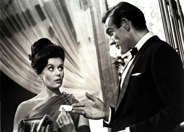 Sean Connery kao James Bond