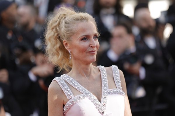 Gillian Anderson