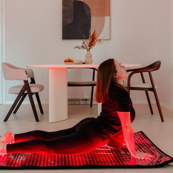 SCARLET RED YOGA MAT
