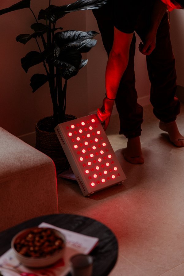 SCARLET PANEL