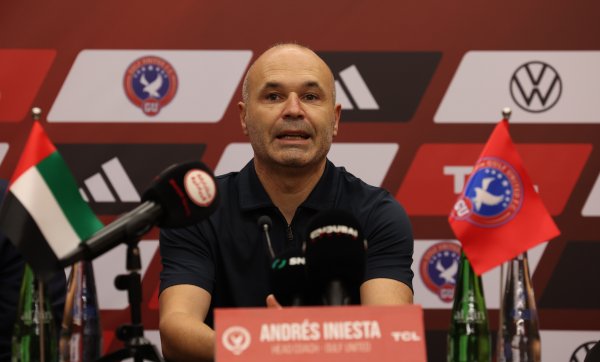 Legendarni Iniesta nahvalio Španjolca prije sraza s Hrvatskom: 'To što on radi je bolesno'