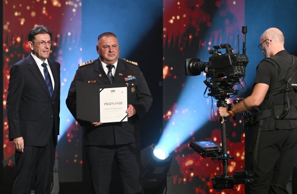 Trideseta Zlatna kuna otišla u ruke vatrogascima: Ovo je popis svih dobitnika
