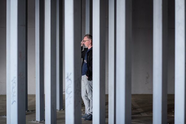 Miroslavu Kirinu trebalo je petnaest ili šesnaest godina da se odvaži prevesti 'Razstvaranje'