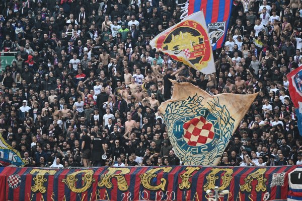 Torcida imala poruku za Boyse; pogledajte kako su im se narugali