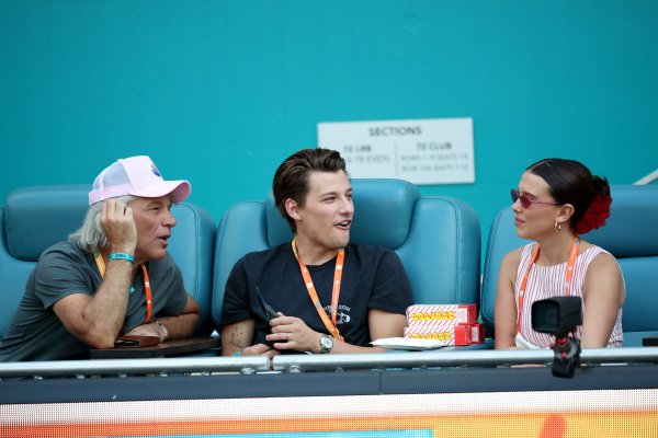 Jon Bon Jovi, Jake Bongiovi i Millie Bobby Brown